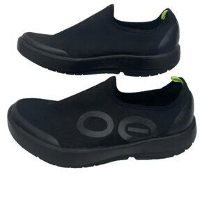 OOFOS Men's Black Oomg Eezee Low Recovery Comfort Shoe Size 8.5